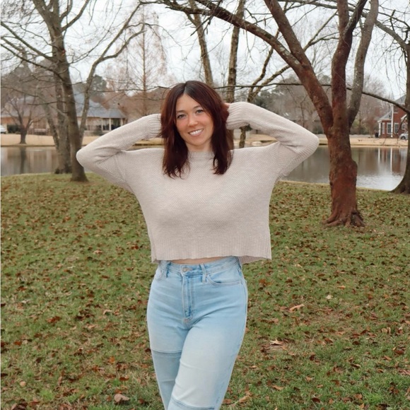 Meet your Posher, Tori - Picture 1 of 1